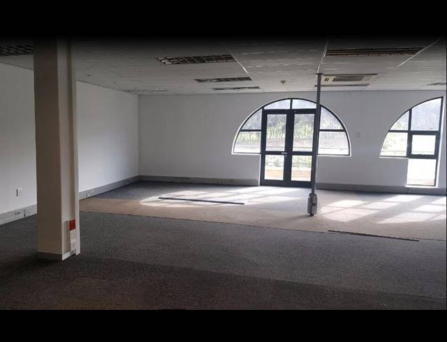 385M² OFFICE TO LET IN TYGER VALLEY